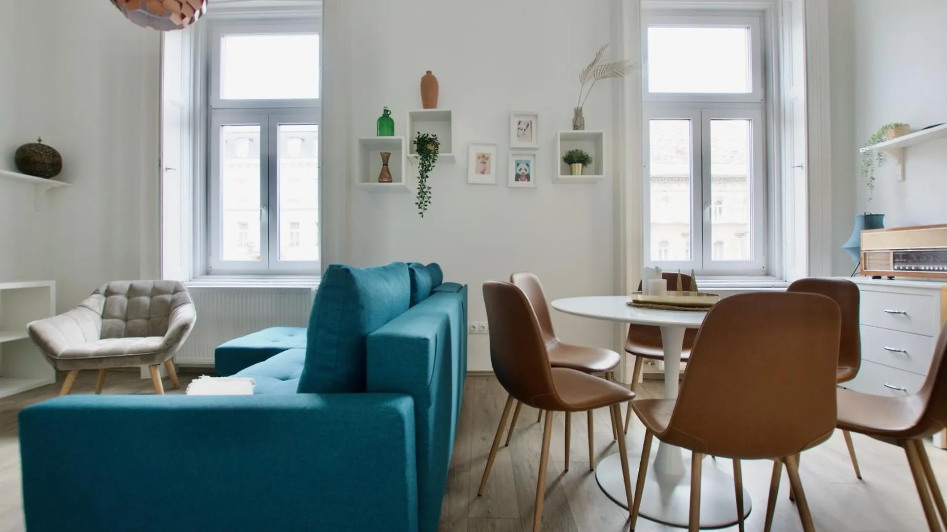 Studio Apartment By Hi5 Apartments- Erzsebet 44 Budapest