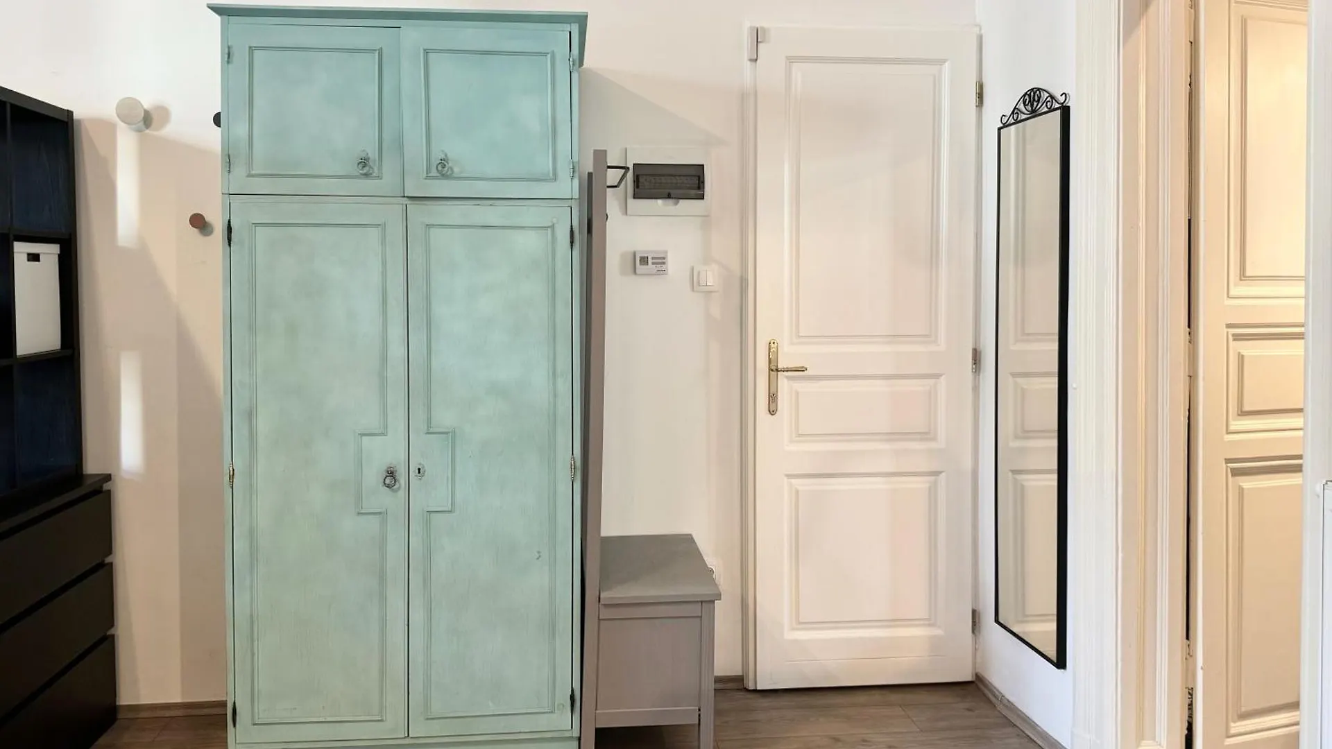 Studio Apartment By Hi5 Apartments- Erzsebet 44 Budapest Ungern