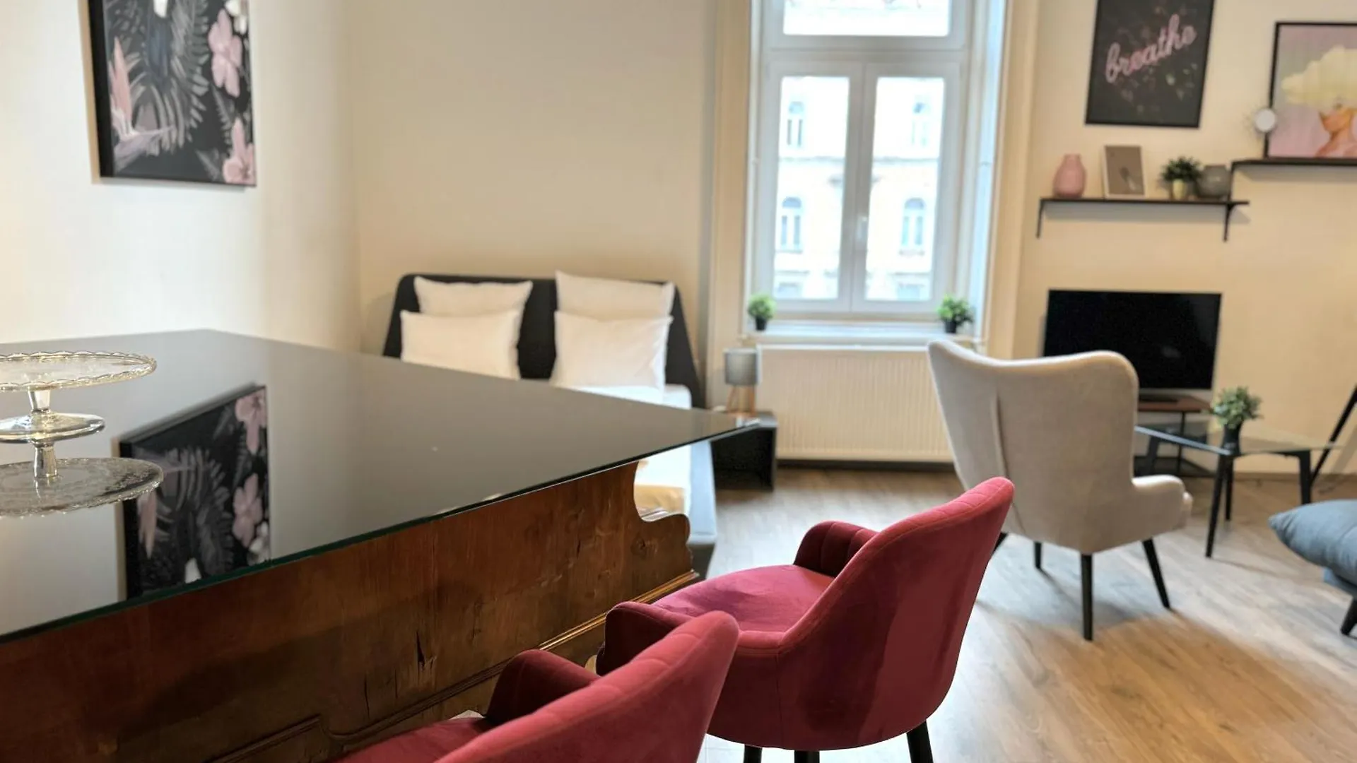 Studio Apartment By Hi5 Apartments- Erzsebet 44 Budapest