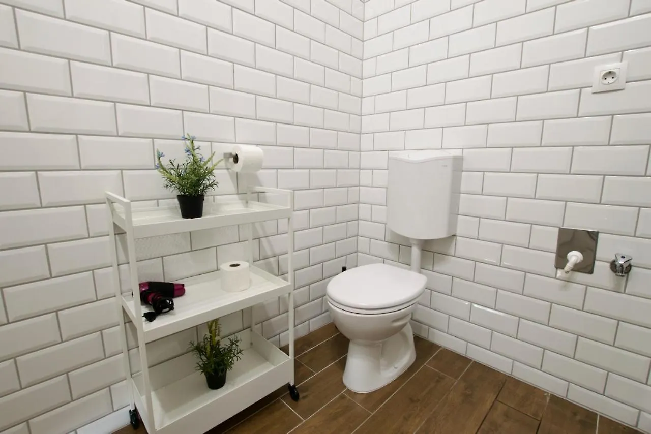 Studio Apartment By Hi5 Apartments- Erzsebet 44 Budapest